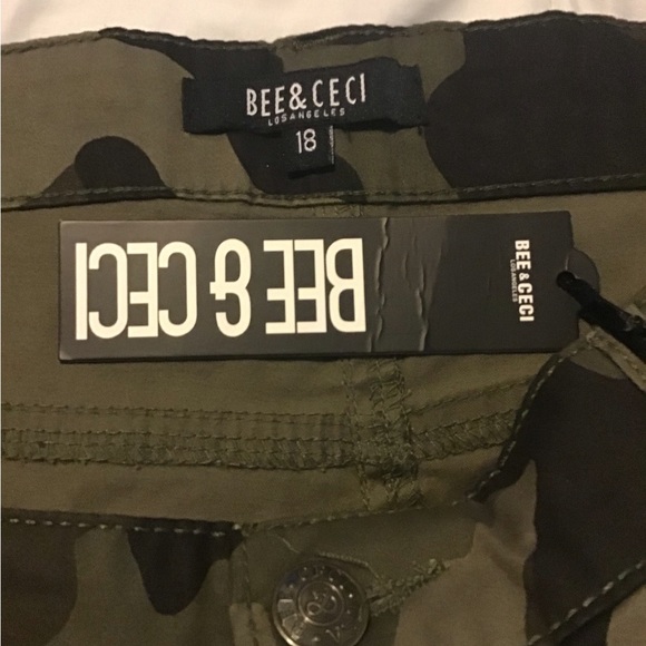 Bee & Ceci 18 plus size green camo cuffed shorts NWT - Picture 3 of 8